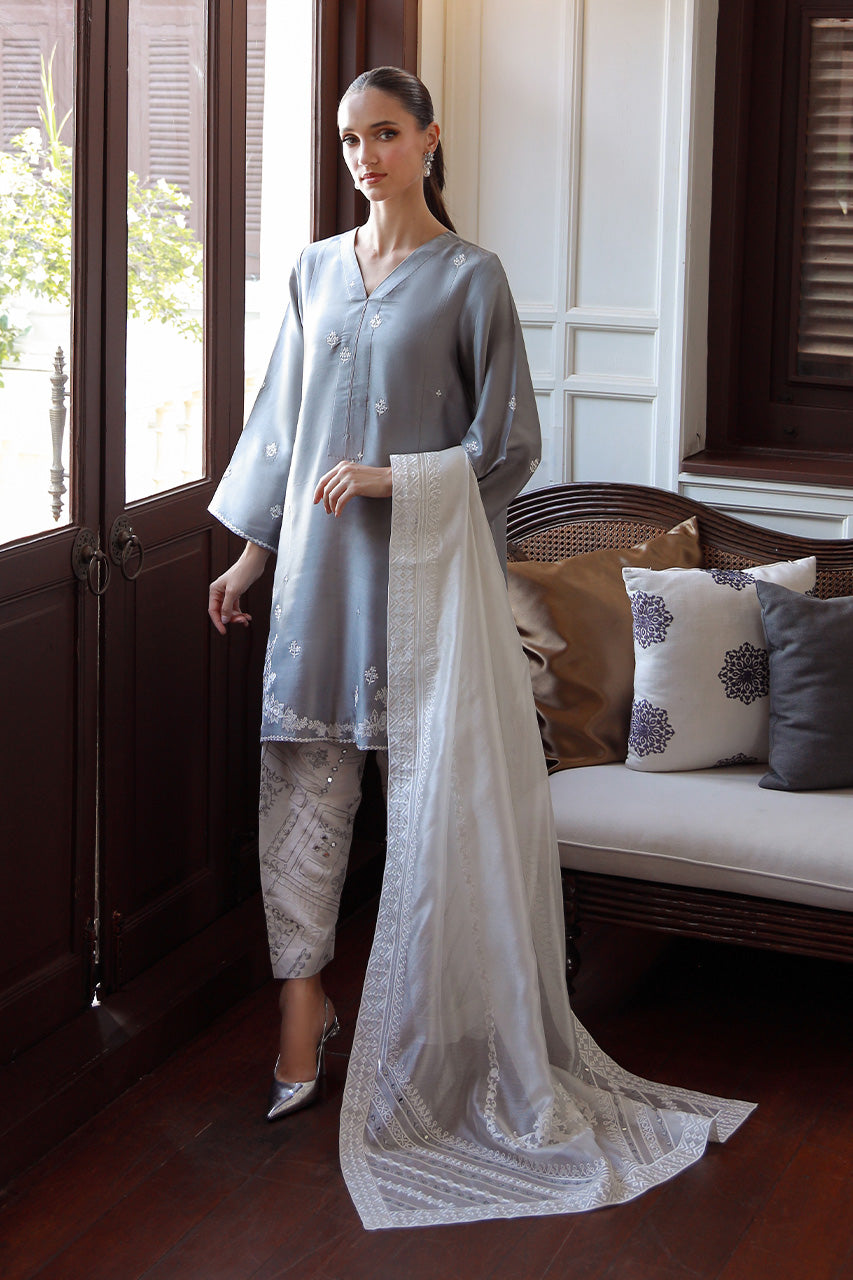 Tarah – Shamsha Hashwani